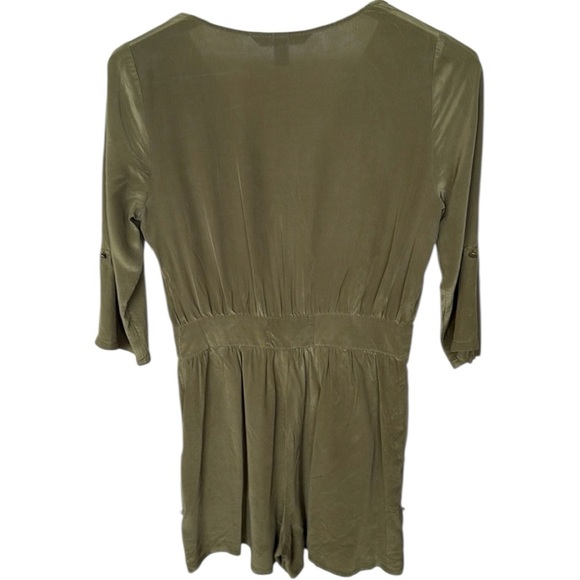 Charlie Jade Olive Green 100% Silk Romper Roll Up Sleeves & Hems Sz S - Picture 11 of 11